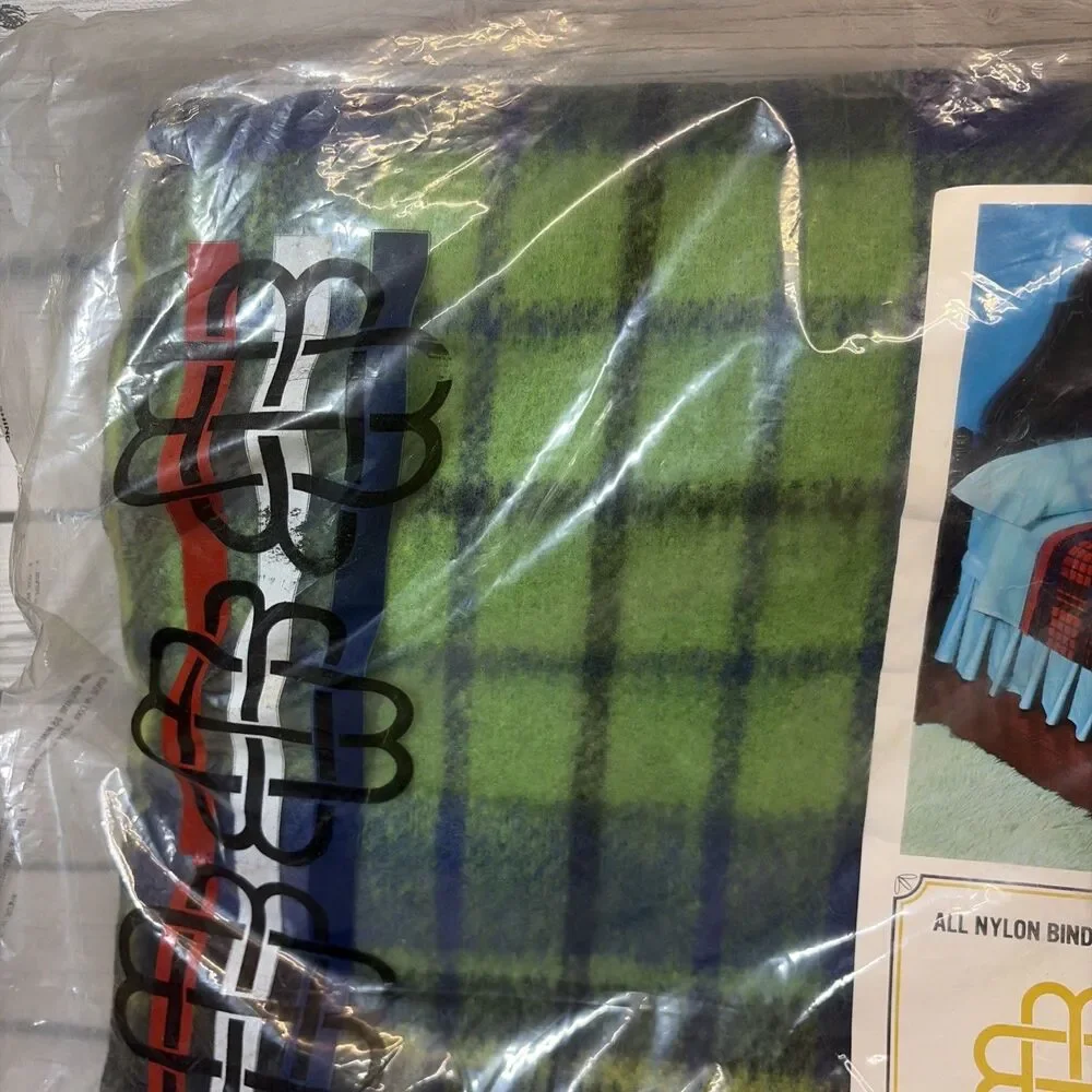 Beacon plaid nylon